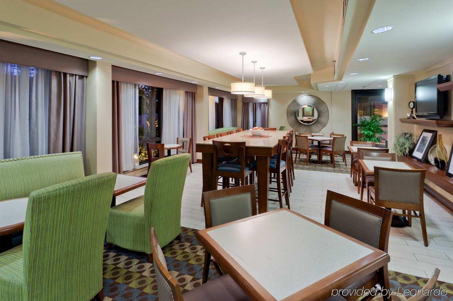 Hampton Inn Charlottesville Restaurante foto